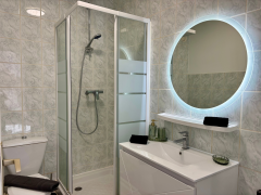 image-slider-with-thumbnail6.jpeg